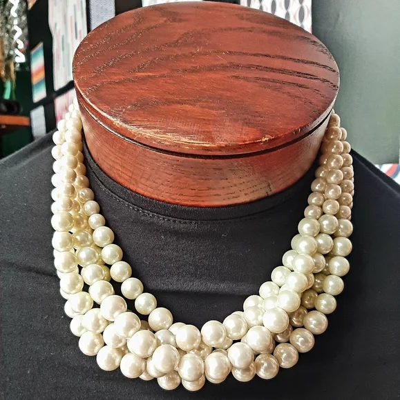 Lia Sophia Jewelry Lia Sophia 6strand Faux Pearl Necklace